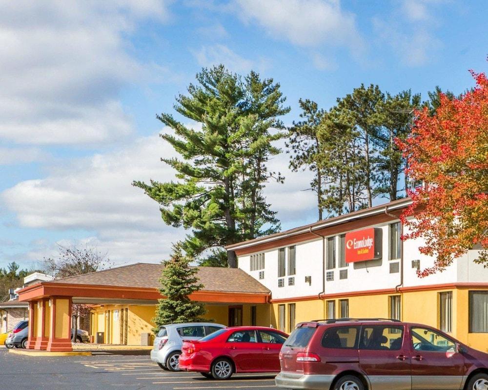 Econo Lodge Inn & Suites Stevens Point Exterior foto